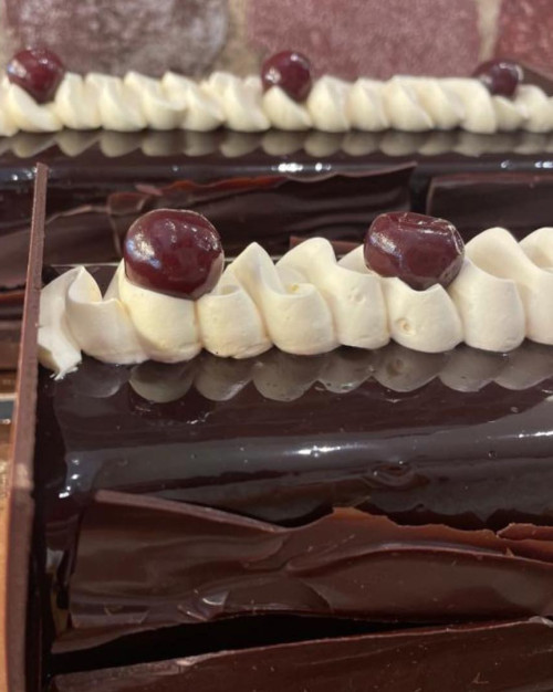 La bûche foret noire 6 personnes