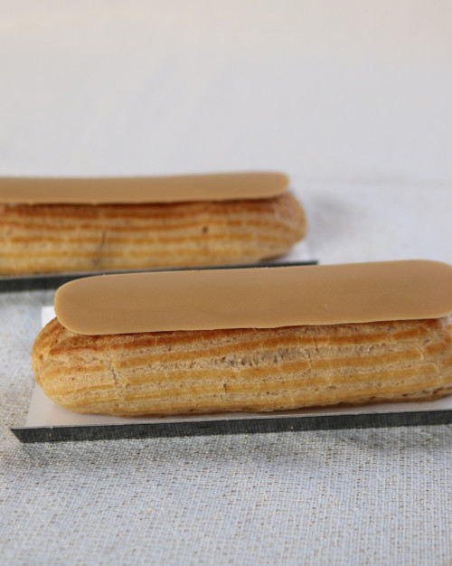 Éclair café