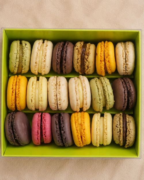 Boite 15 macarons assortis