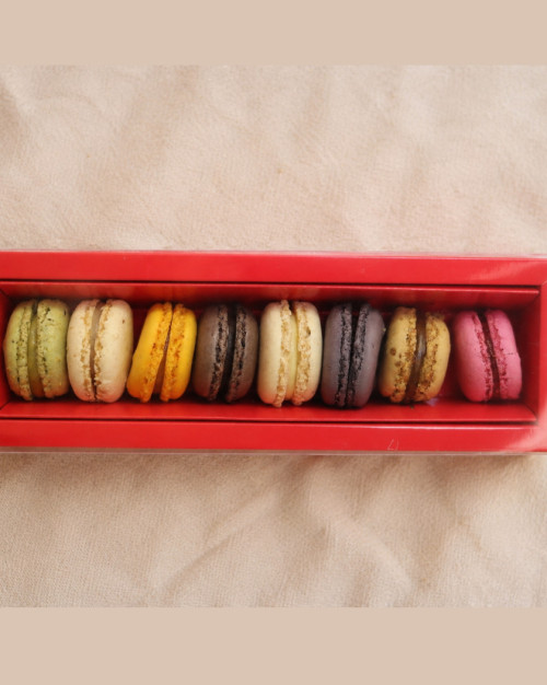 boite 8 macarons assortis