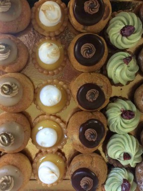 24 Mignardises